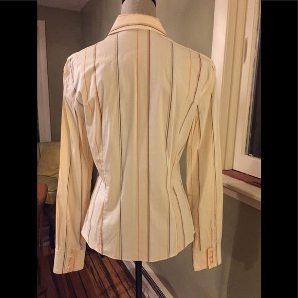 Elie Tahari button up top sz M - Picture 2 of 10